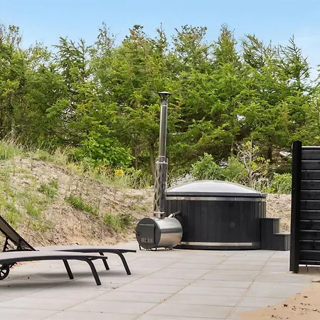 Antonina - 800m From The Sea By Interhome *